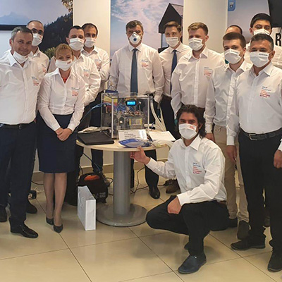 Senior Software participa la crearea unui ventilator